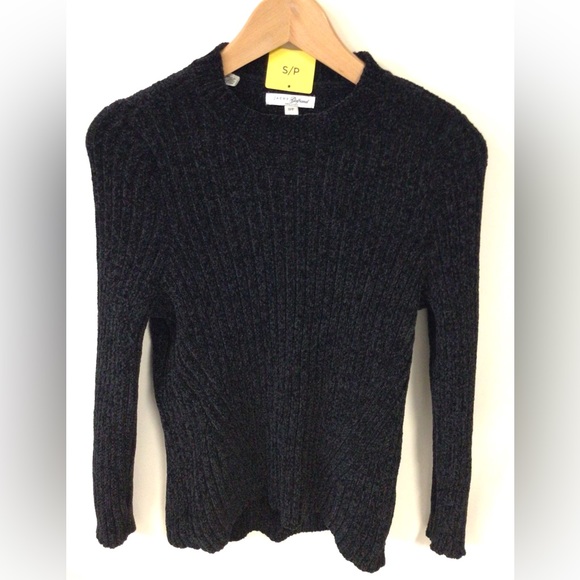 Jachs Girlfriend NWOT soft and cozy black sweater - Picture 1 of 9